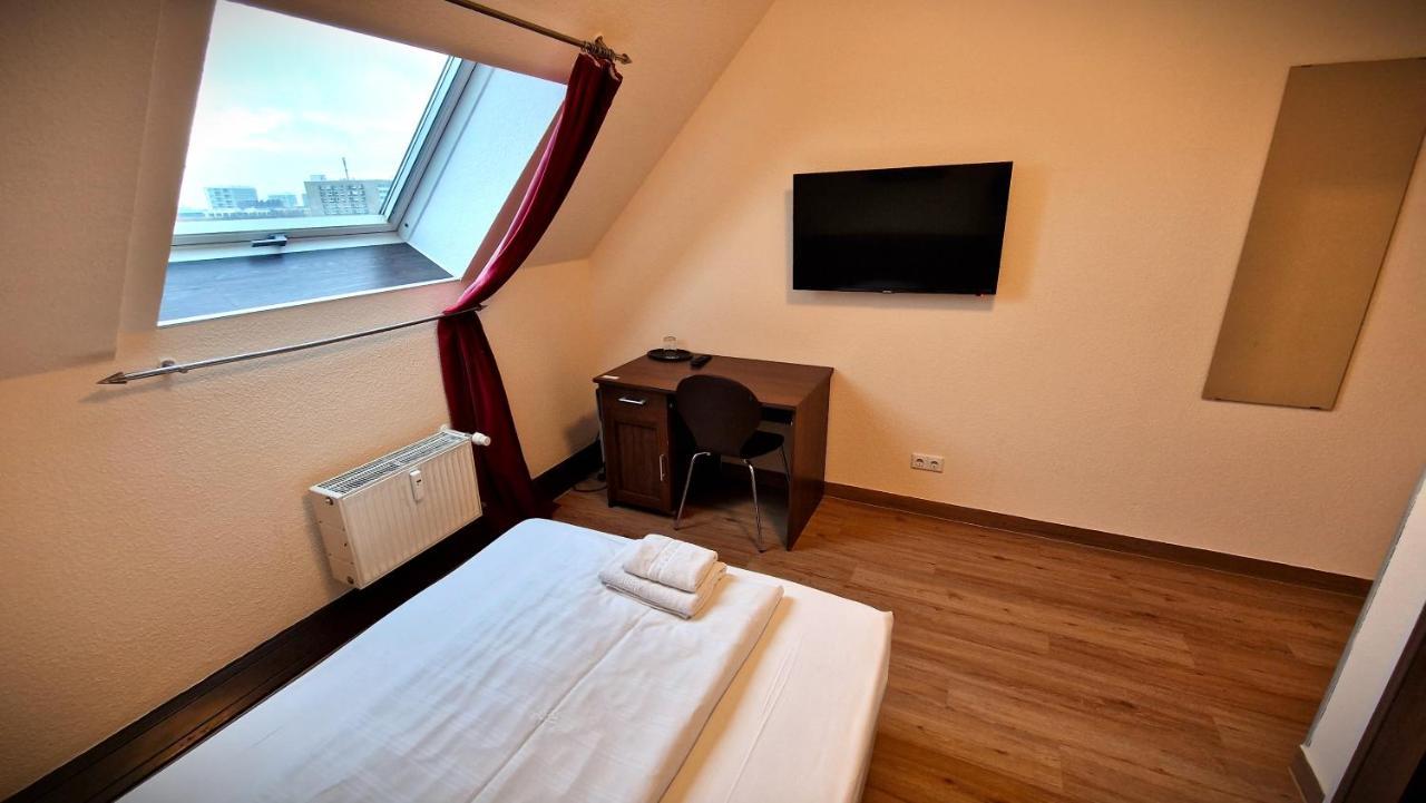 Mikon Eastgate Hotel - City Centre Berlin Exterior photo
