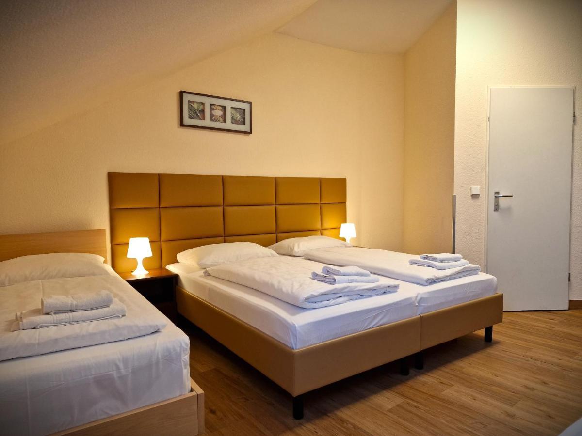 Mikon Eastgate Hotel - City Centre Berlin Exterior photo