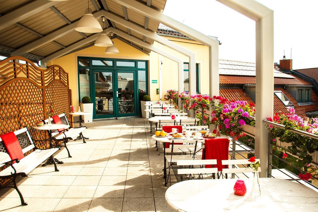 Mikon Eastgate Hotel - City Centre Berlin Exterior photo